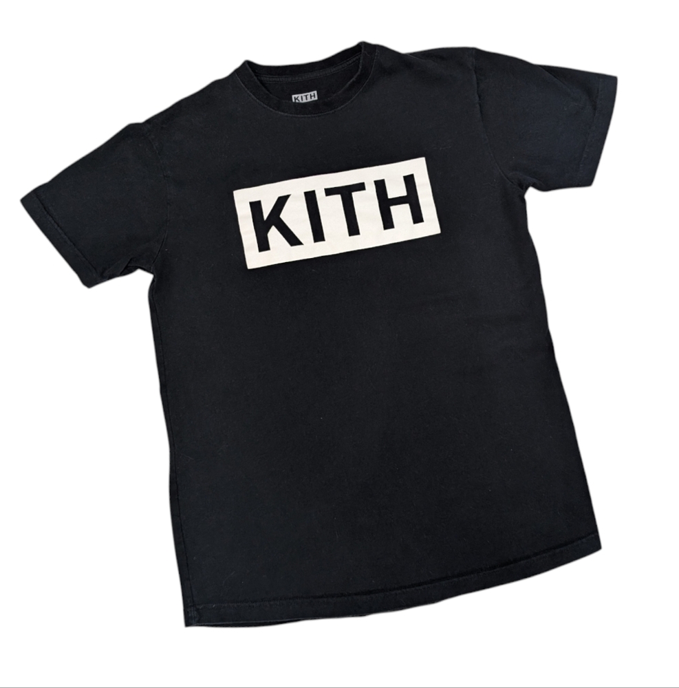 KITH Black Logo T-Shirt size small (unisex)